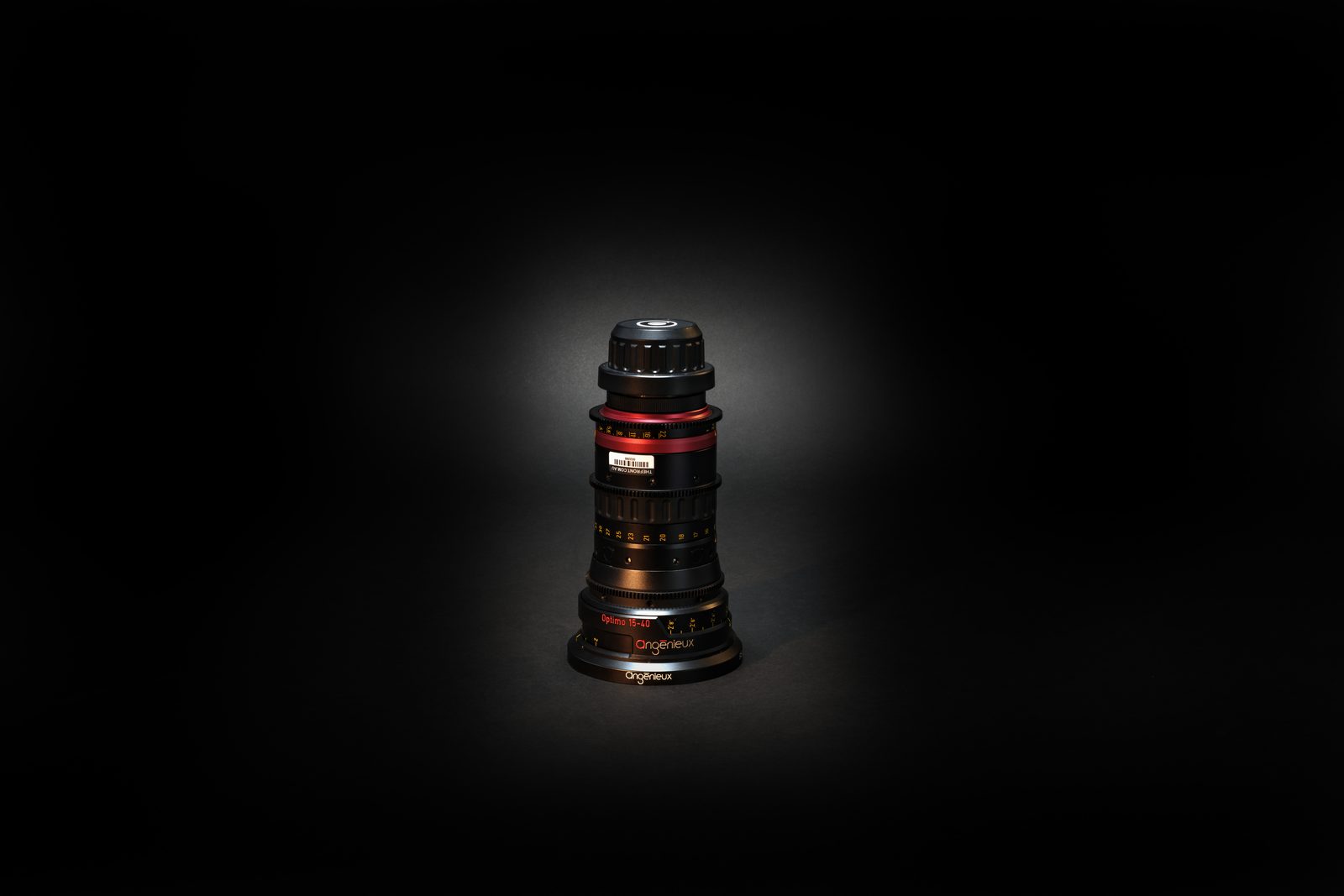 Angénieux Optimo 15-40mm, view 2
