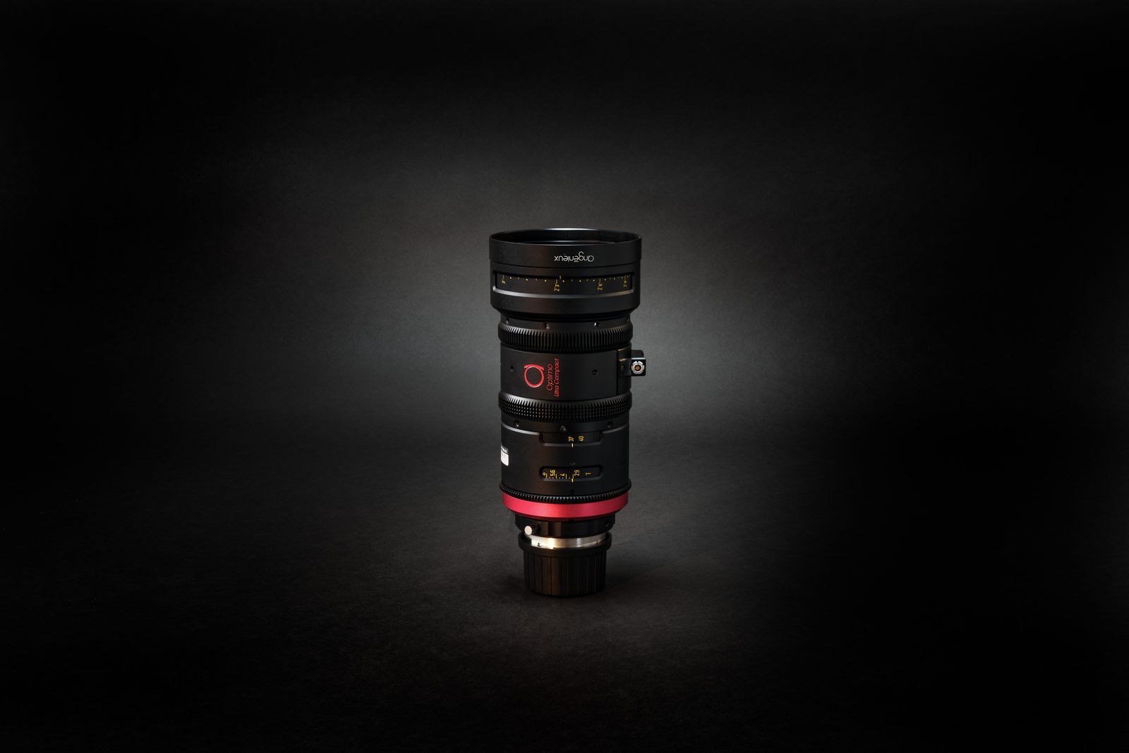 Angénieux Optimo Ultra Compact 37-102mm, view 3
