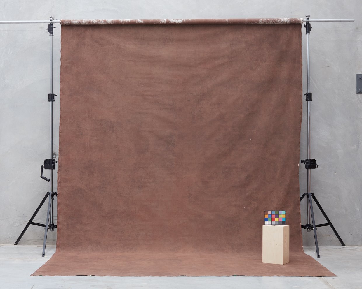 Schmidli Canvas Backdrop - Dark Brown - 12’ x 20’ Catalogue #1060 product image