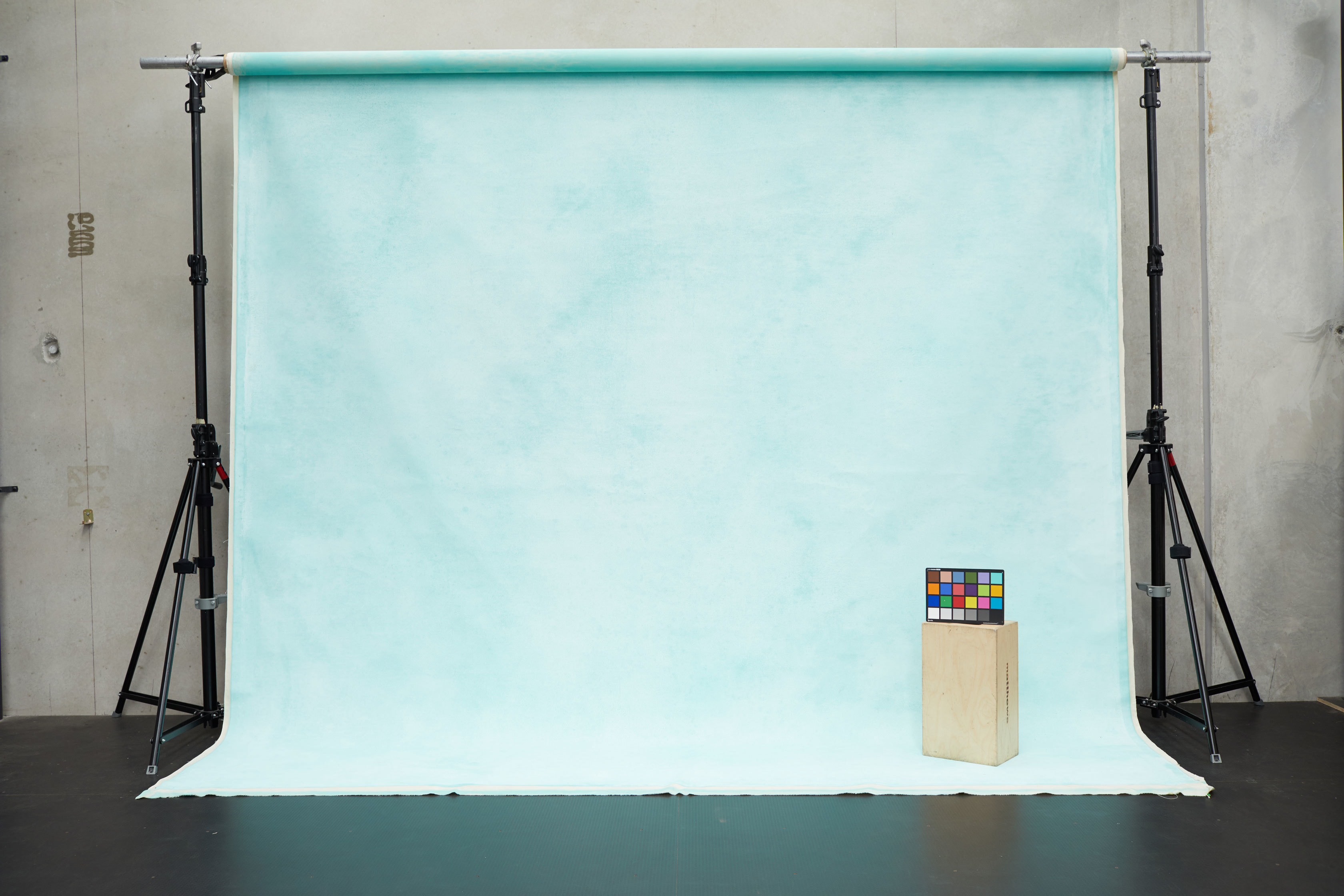 Schmidli Canvas Backdrop - Green, Light, Cold - 12' x 20' Catalogue #1461 product image