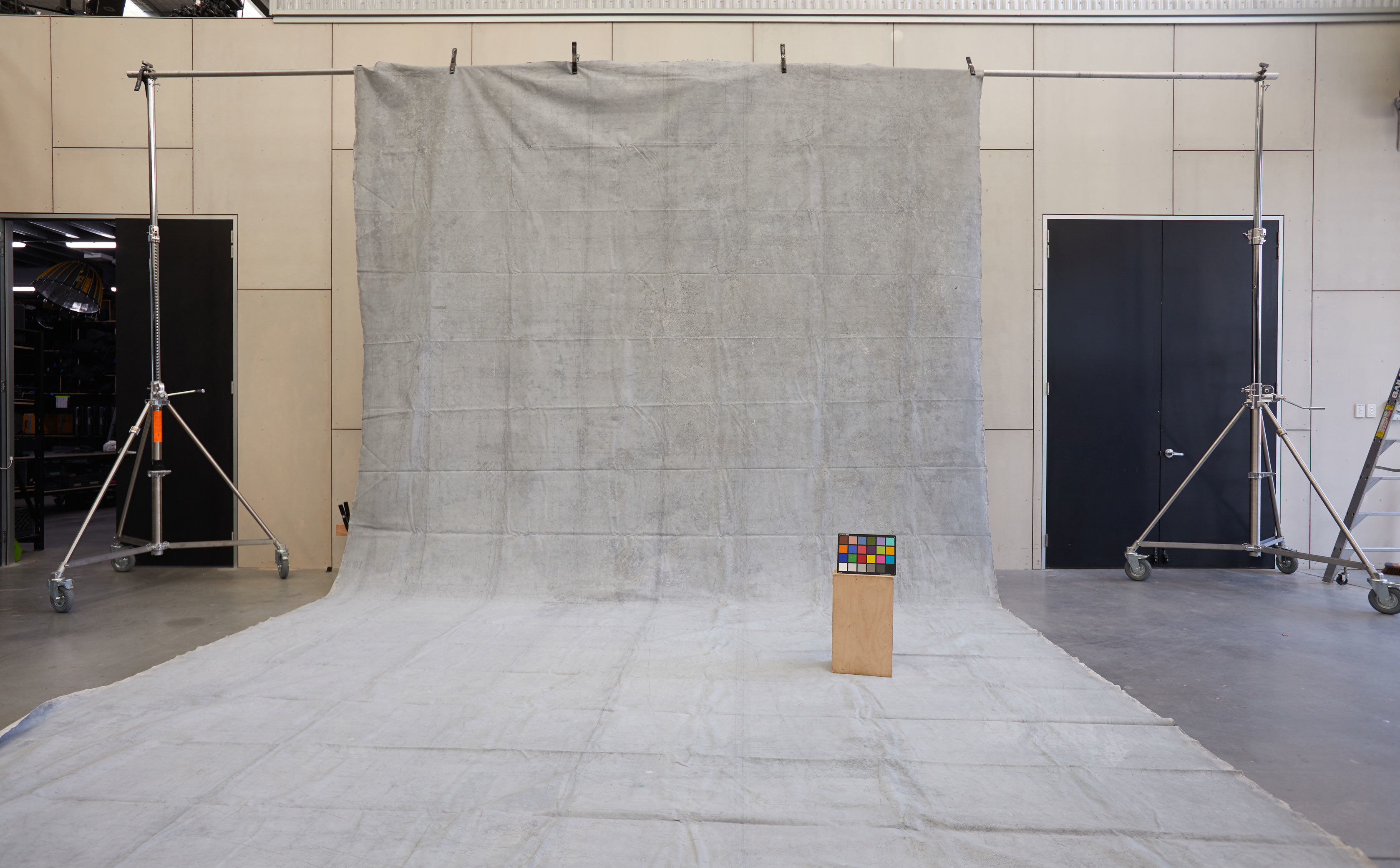 Schmidli Canvas Backdrop - Grey (Black/White), Light, Neutral - Foldable - 16' x 27' Catalogue #1121 product image