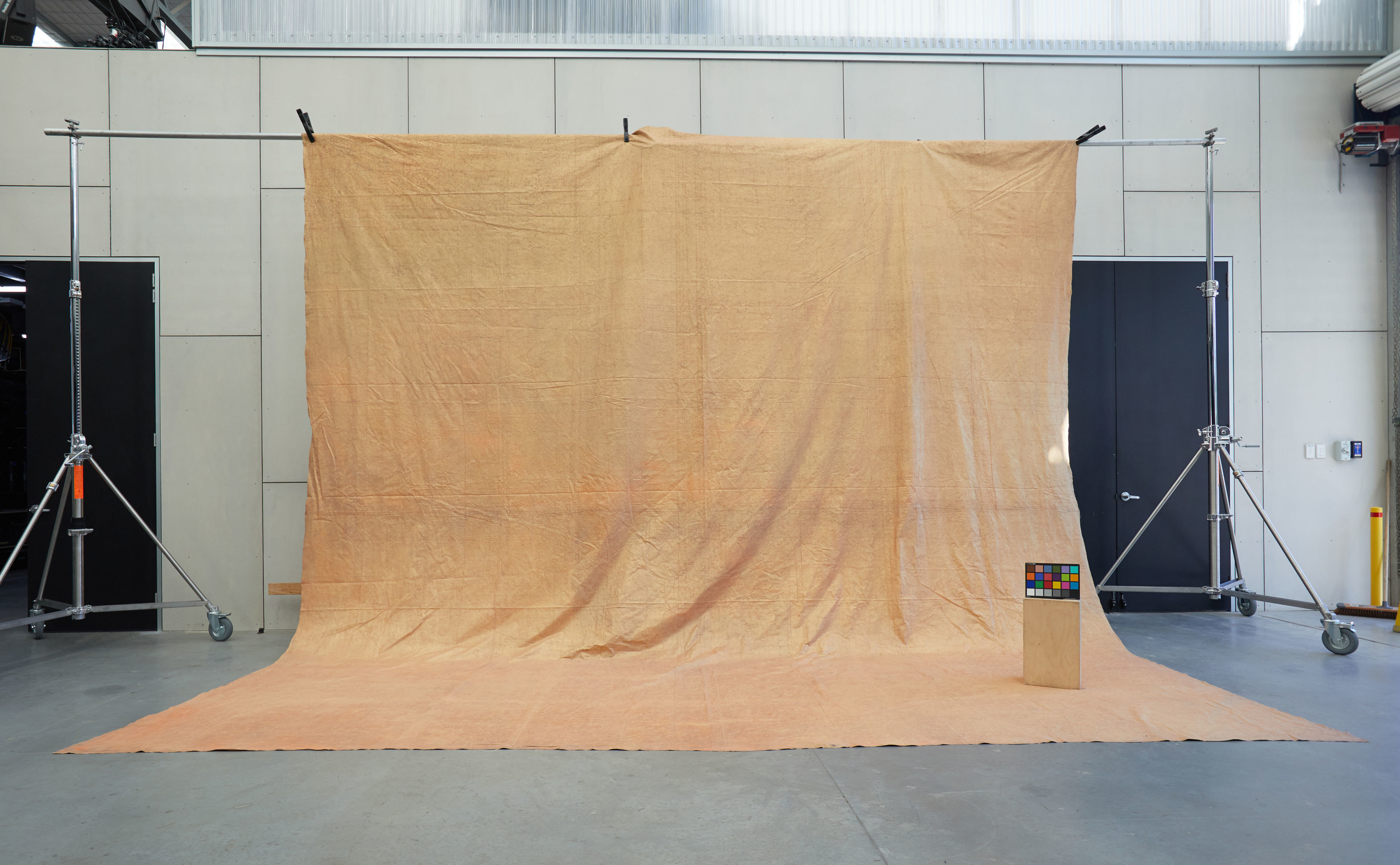 Schmidli Canvas Backdrop - Orange, Yellow, Metallic, Gold, Light, Warm - 20' x 20' Catalogue #0731 product image
