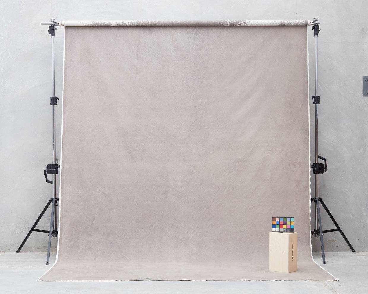Schmidli Canvas Backdrop - Warm Brown-Grey - 12' x 20' Catalogue #1690 product image