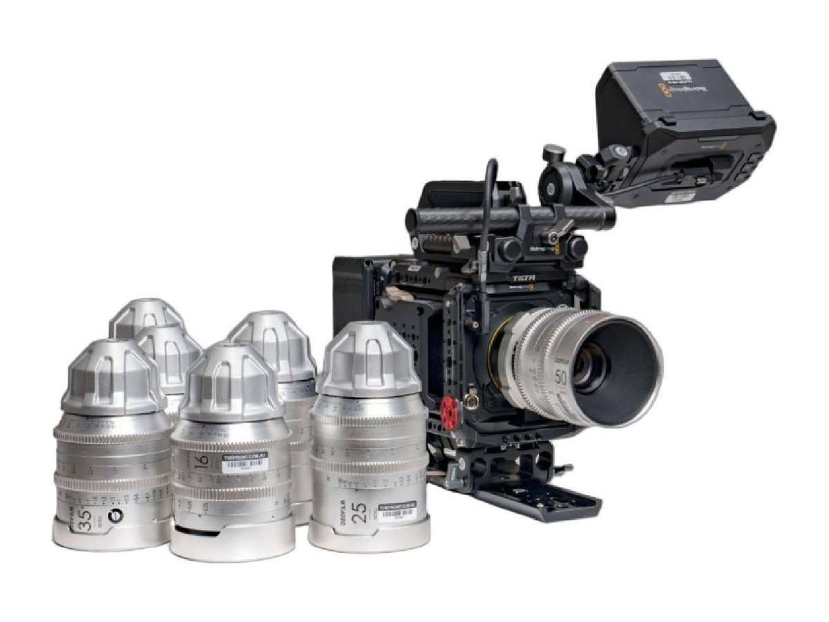 Blackmagic PYXIS 6K & Vespid Cyber Lens Kit product image