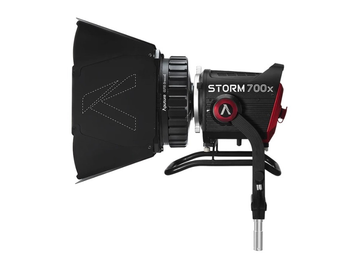 Aputure STORM 700x Tunable White LED Monolight (Cine Kit) product image