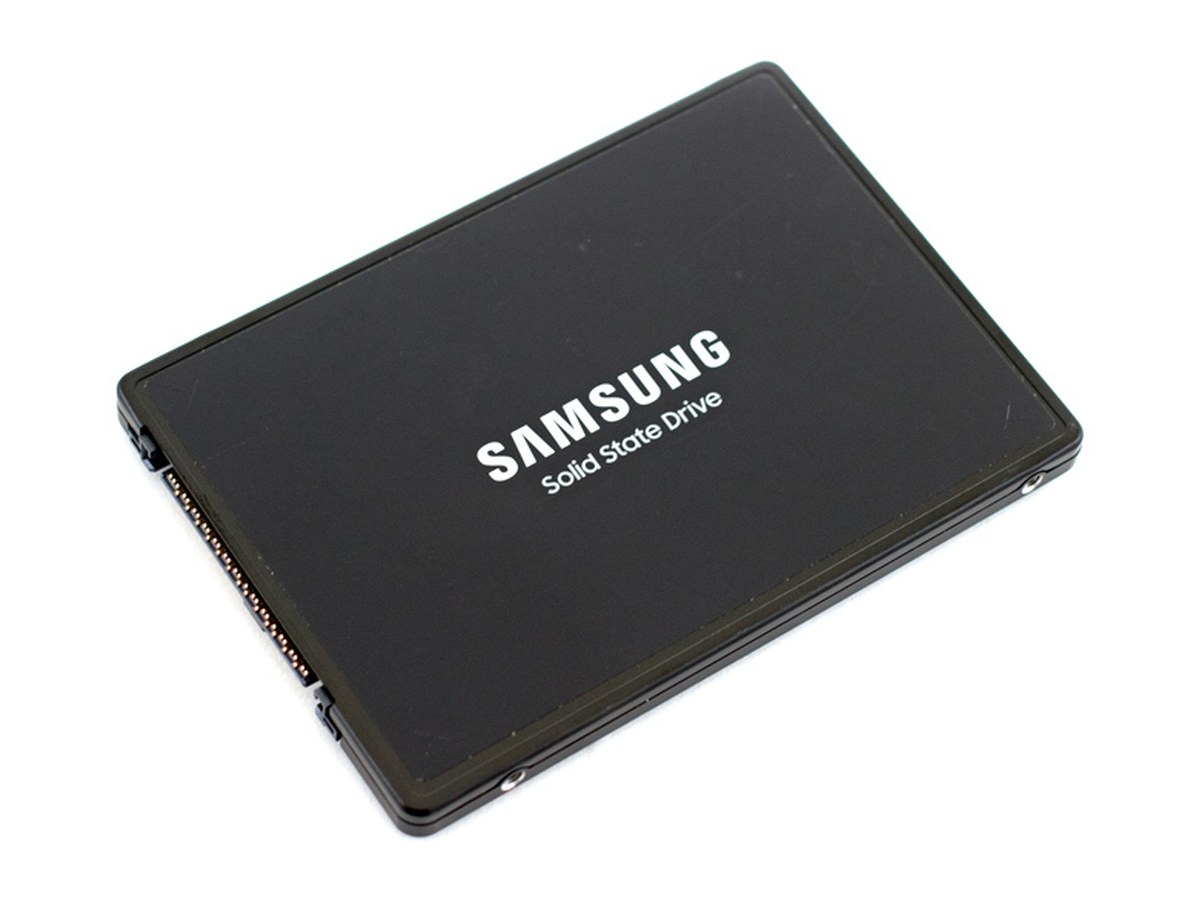 Samsung 983 DCT 960GB U.2 SSD product image