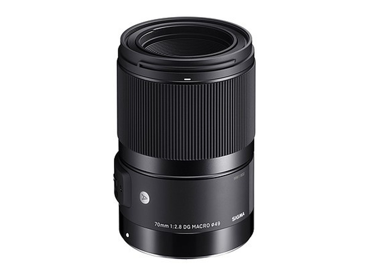 Sigma 70mm F/2.8 DG Macro Art Lens (E Mount) product image